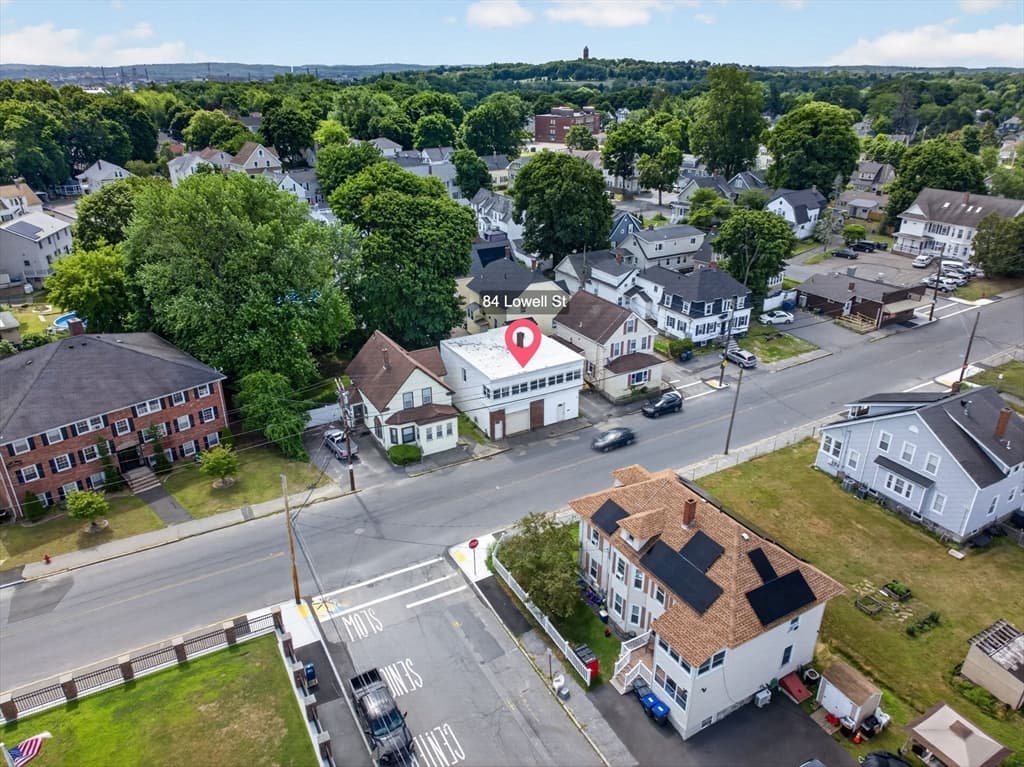 84 Lowell St, Methuen MA 01844 photo 5