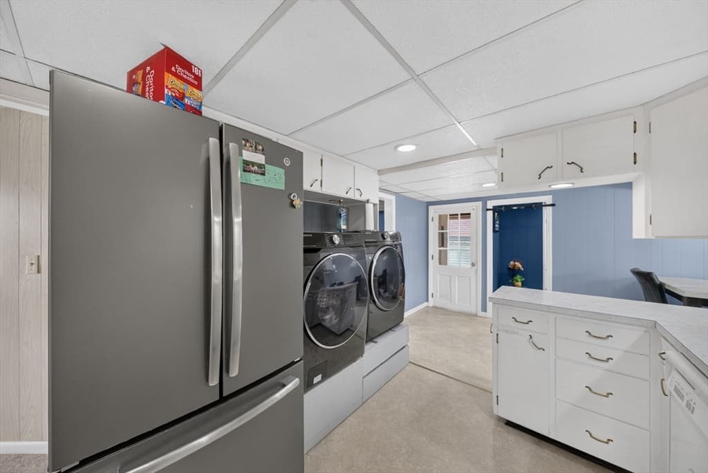 84 Lowell St, Methuen MA 01844 photo 8