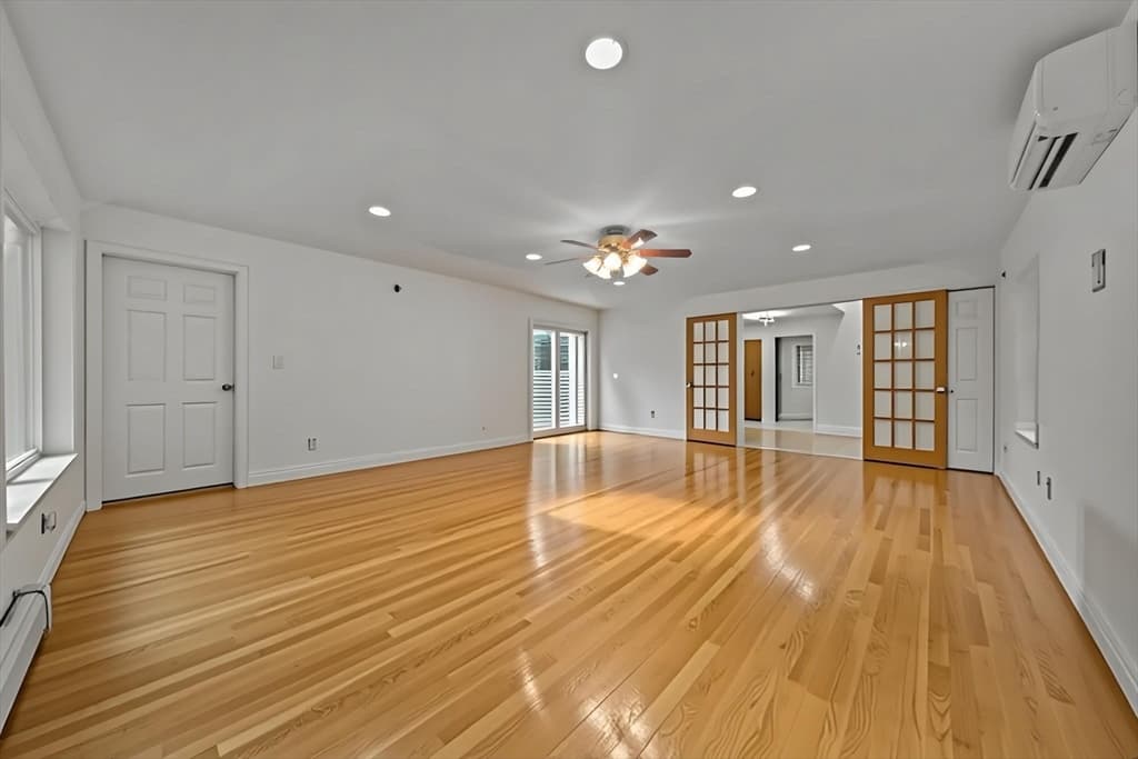 50 Franklin St, Brookline MA 02445 photo 13