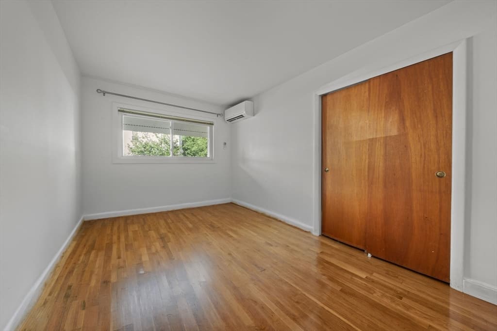 50 Franklin St, Brookline MA 02445 photo 17
