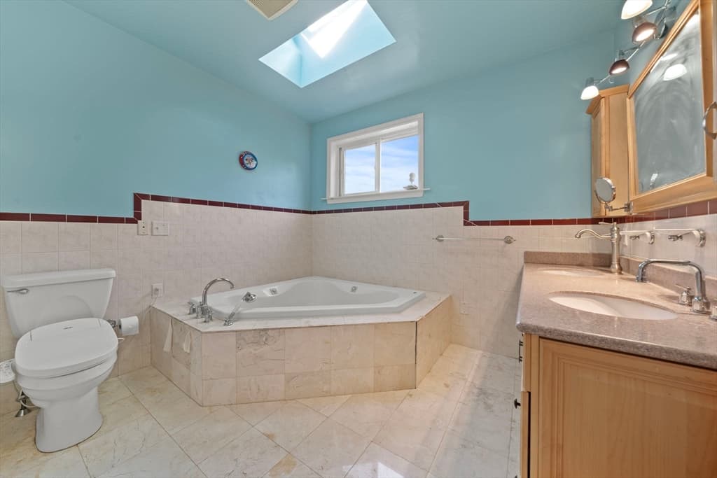 50 Franklin St, Brookline MA 02445 photo 24