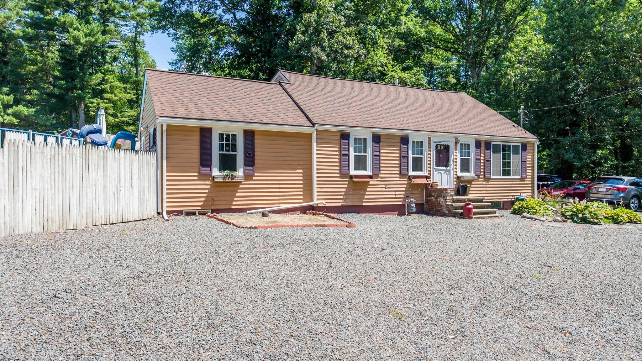 Single Family Residence at 85 Alfred Lord Blvd, Taunton MA 02780, photo 2 of 42