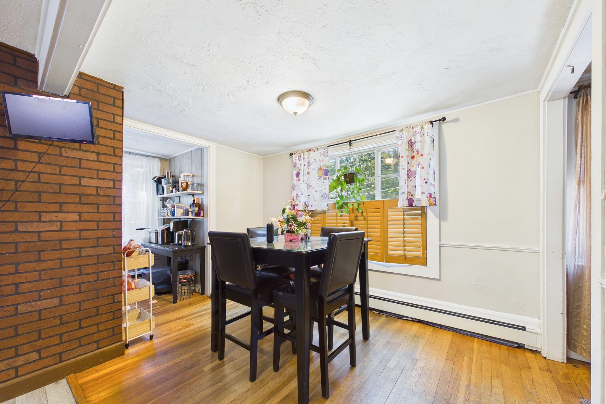 Single Family Residence at 85 Alfred Lord Blvd, Taunton MA 02780, photo 8 of 42