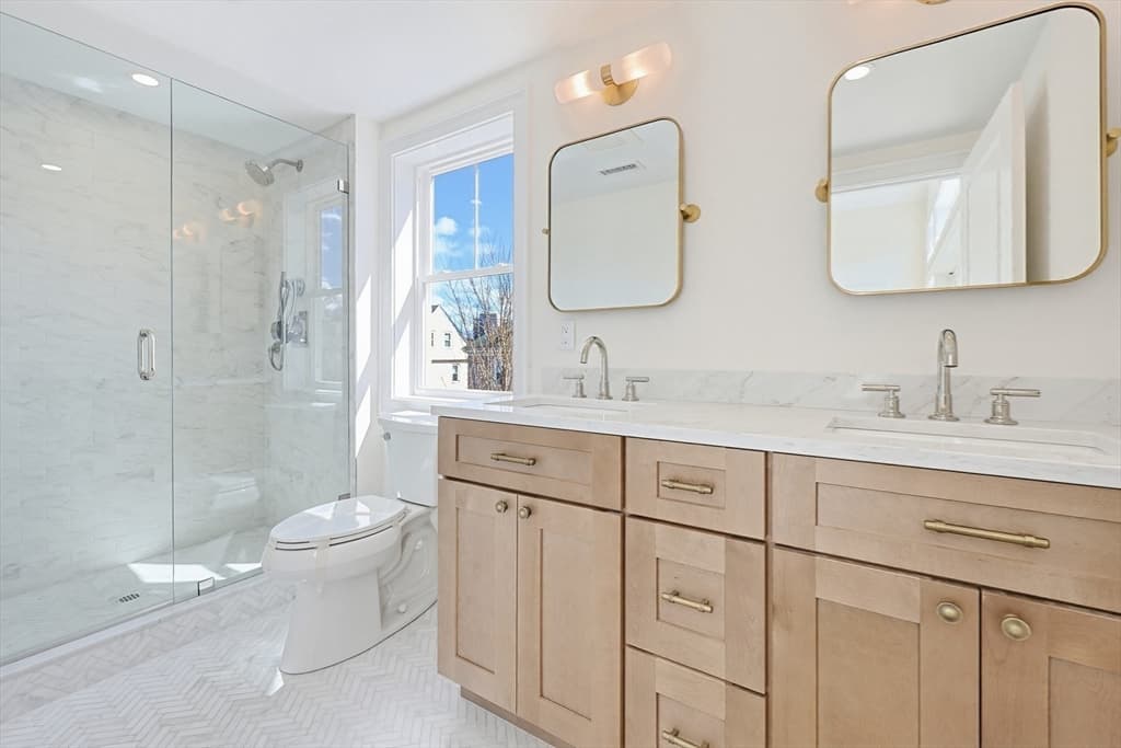 Condominium at 257 Market Street, Boston MA 02135, photo 18 of 25