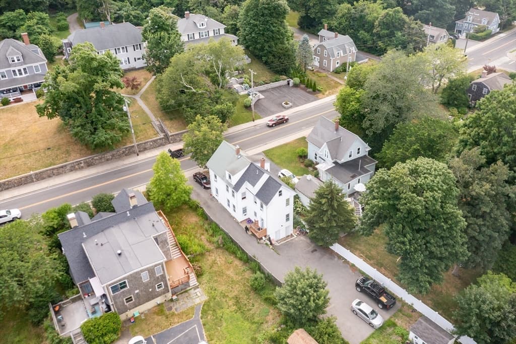 211 Court St, Plymouth MA 02360 photo 3