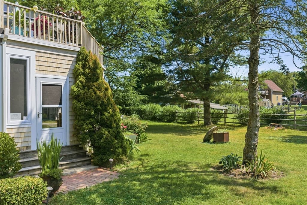 476 Sconticut Neck Rd, Fairhaven MA 02719 photo 30