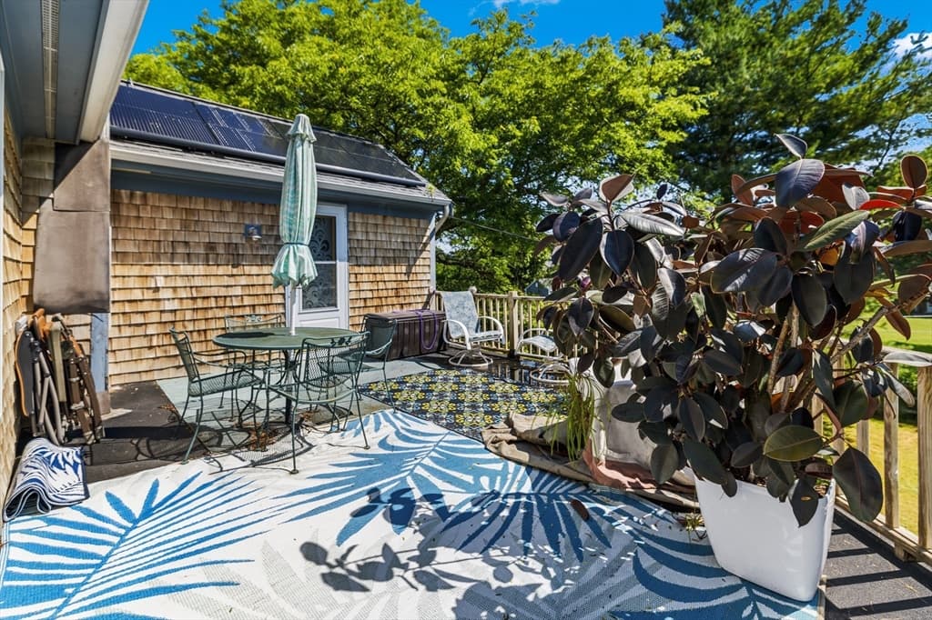 476 Sconticut Neck Rd, Fairhaven MA 02719 photo 25