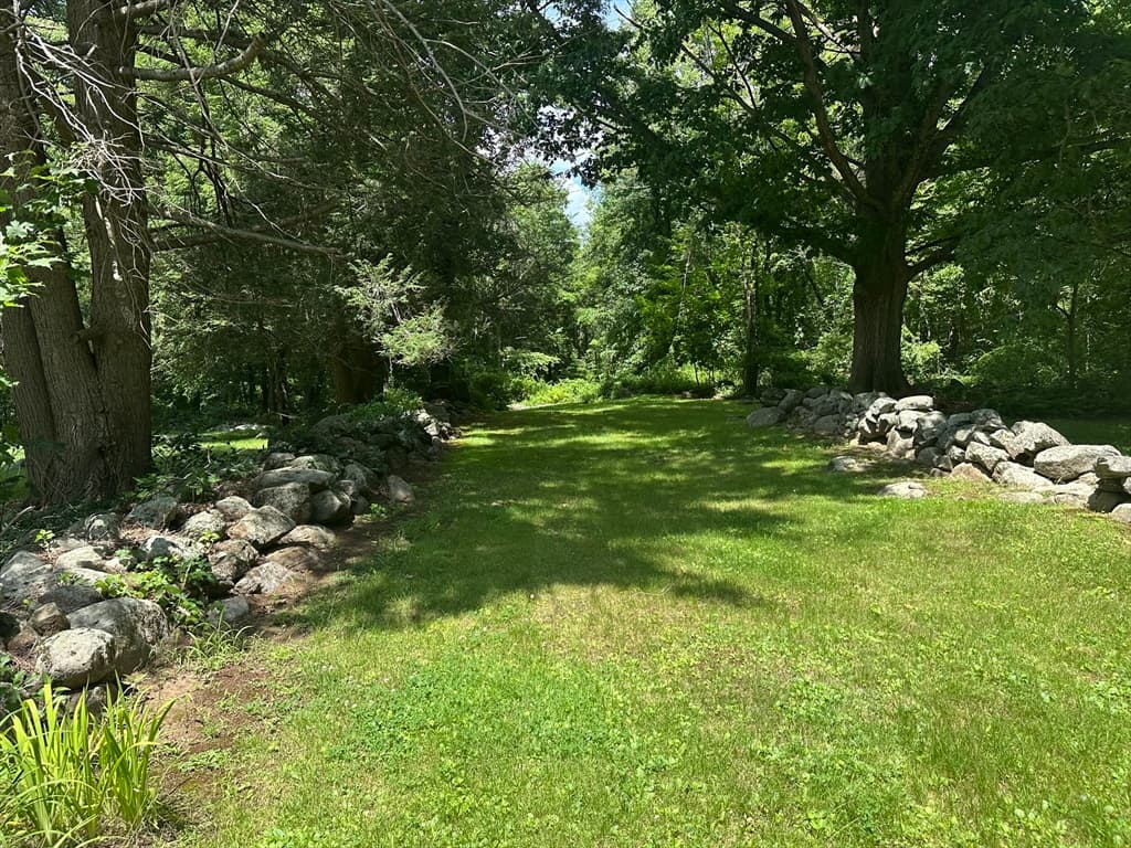 575 Old West Brookfield Rd, Warren MA 01083 photo 5