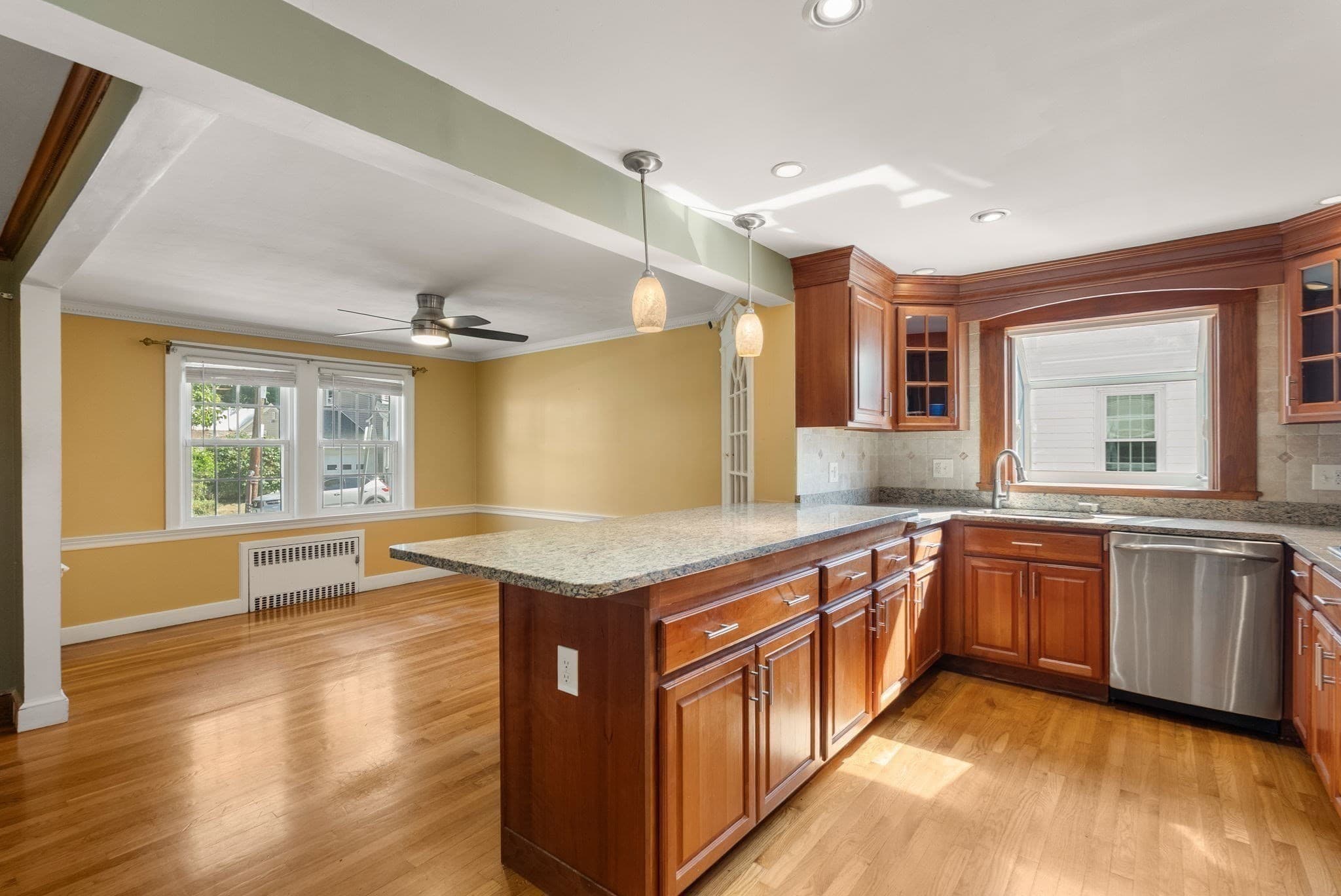 Single Family Residence at 76 Clearwater Drive, Boston MA 02126, Boston, photo 5 of 40