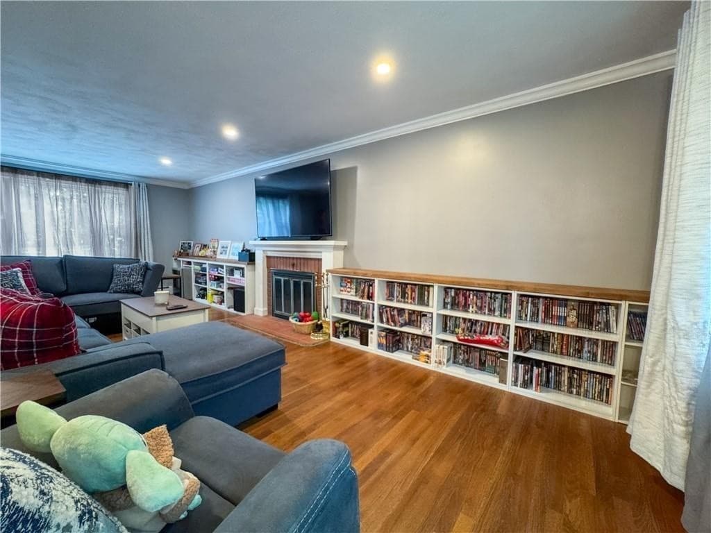 442 Eastview Ave, Somerset MA 02726 photo 23