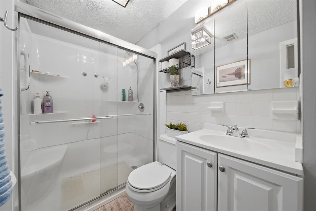 Condominium at 303 Pawtucket Blvd # 14, Lowell MA 01854, photo 17 of 23