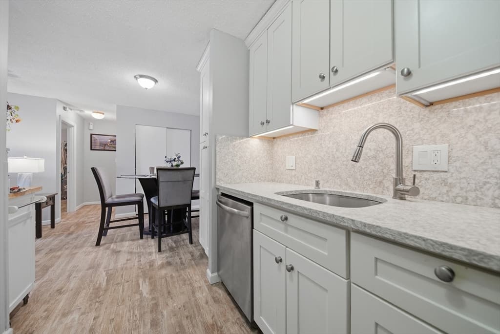 Condominium at 303 Pawtucket Blvd # 14, Lowell MA 01854, photo 12 of 23