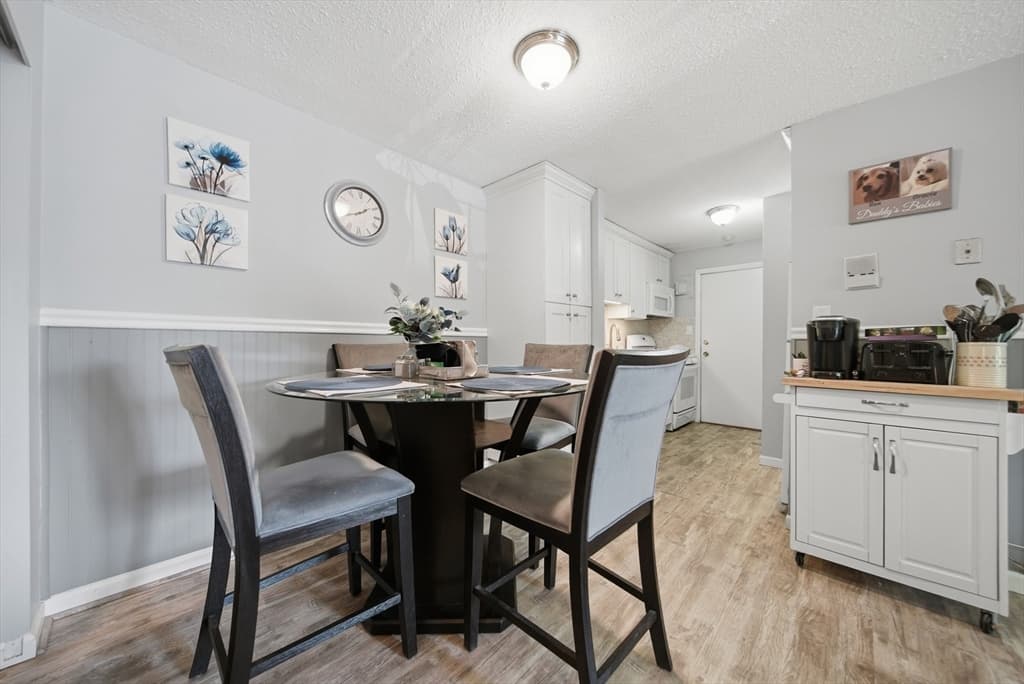 Condominium at 303 Pawtucket Blvd # 14, Lowell MA 01854, photo 9 of 23
