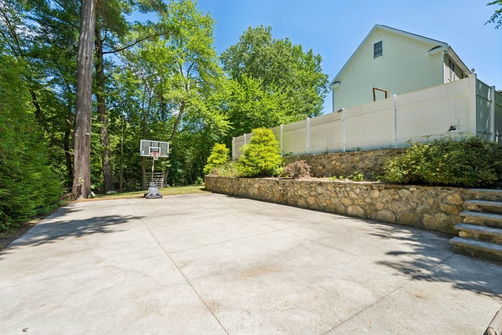 9 Perron Way, Lowell MA 01854 photo 38
