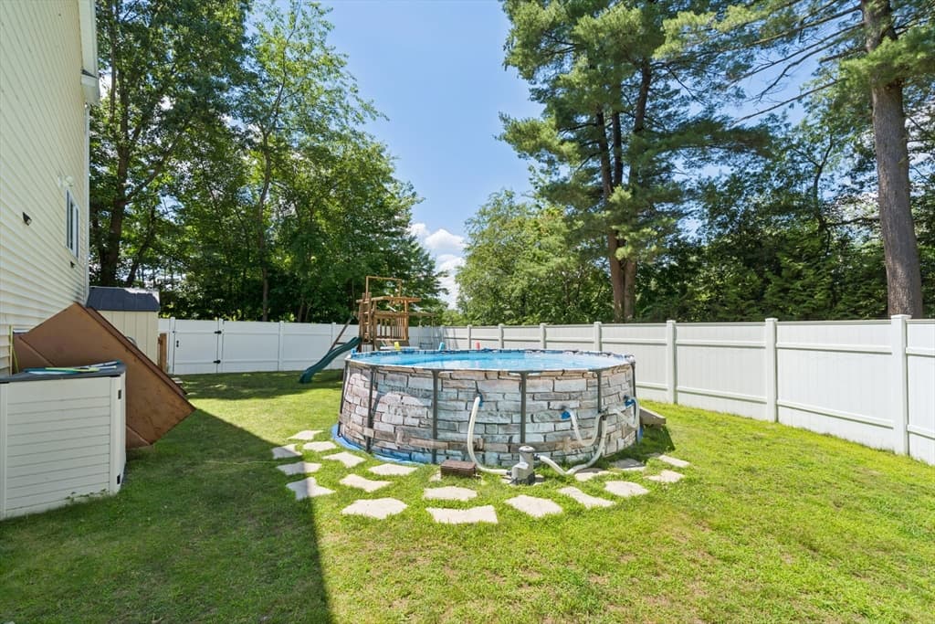 9 Perron Way, Lowell MA 01854 photo 35