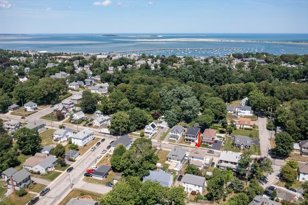 36 Oak St, Plymouth MA 02360 photo 2