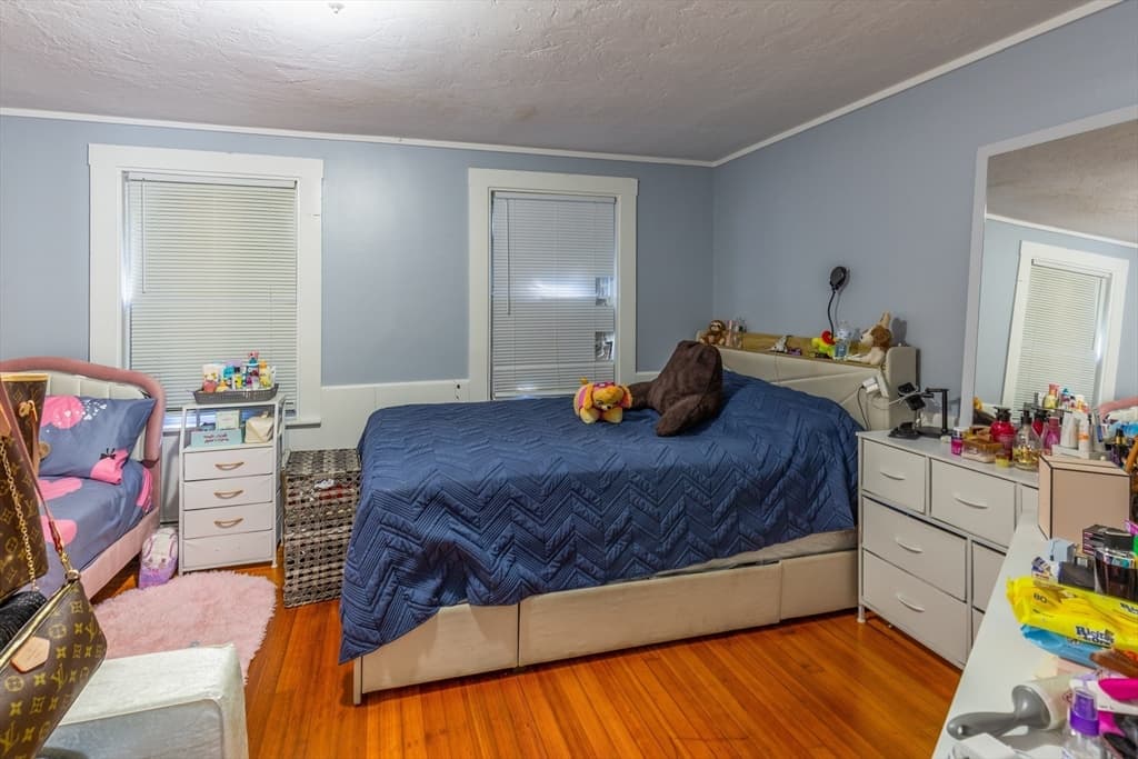36 Oak St, Plymouth MA 02360 photo 8
