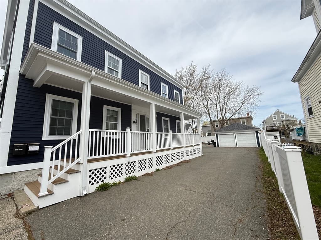 11 Barton St, Salem MA 01970