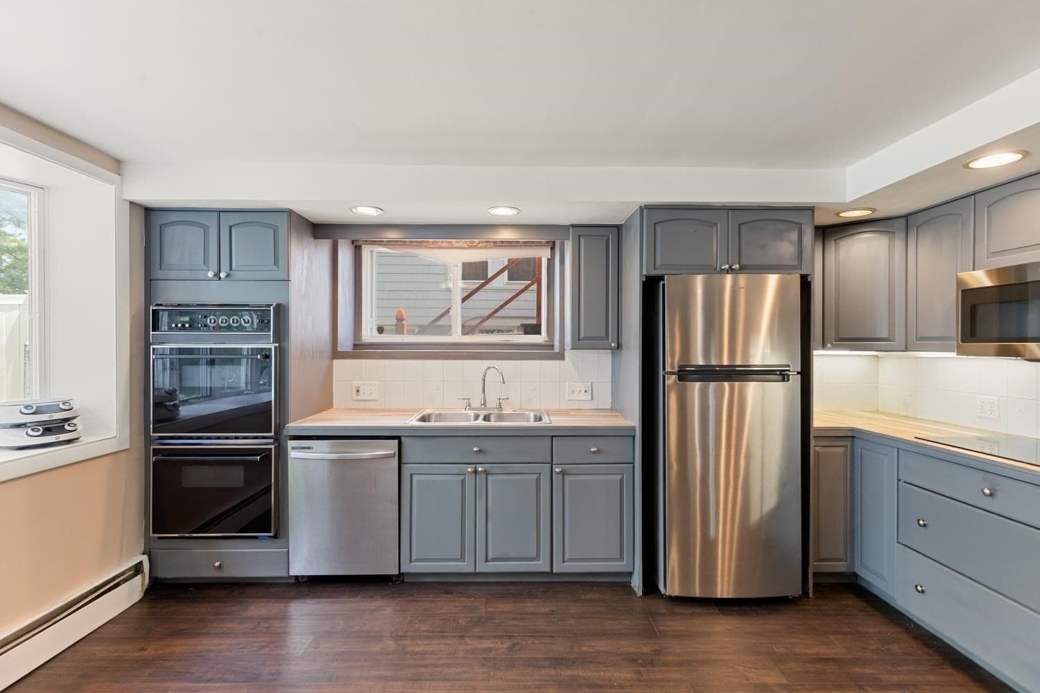 3 Family at 106 Barnes Ave, Boston MA 02128, Boston, photo 6 of 40