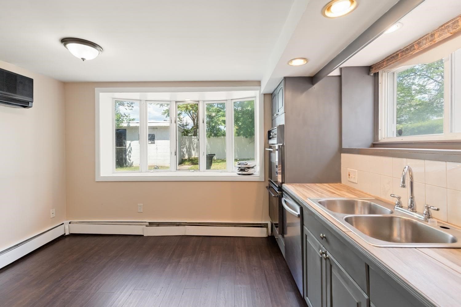 3 Family at 106 Barnes Ave, Boston MA 02128, Boston, photo 7 of 40