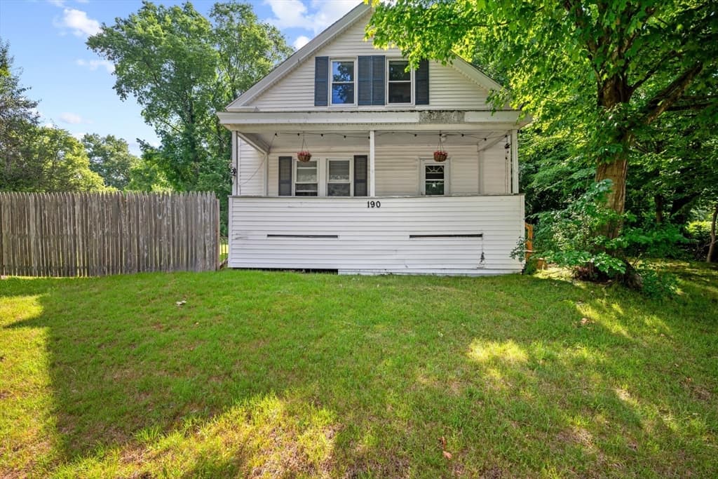 190 Main Street, Oxford MA 01540