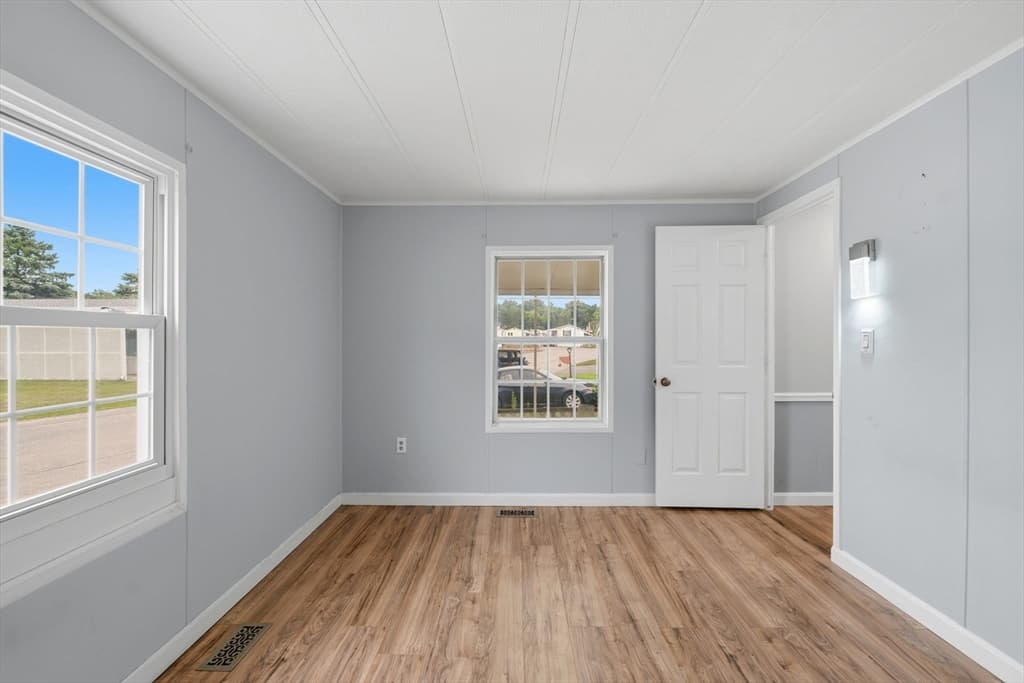 556 Central # 106, Leominster MA 01453 photo 26
