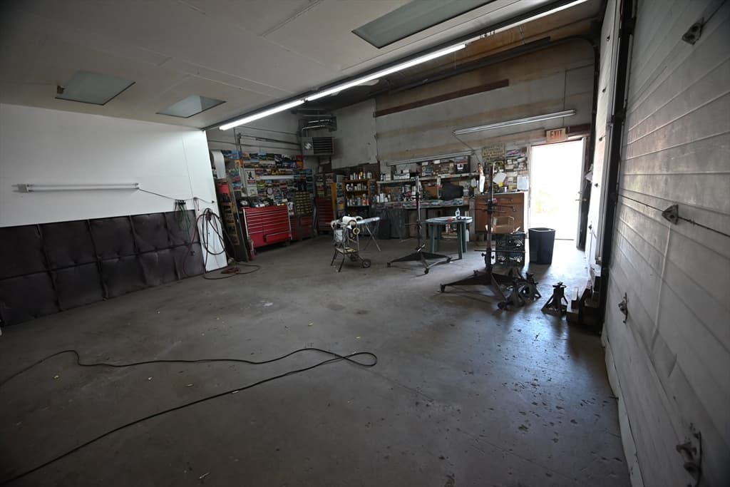 39 Wilbur St, Lowell MA 01851 photo 13