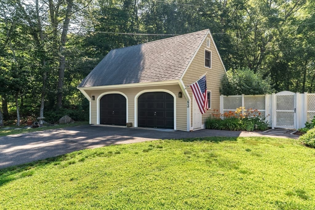 83 Stoney Hollow Rd, Tiverton RI 02878 photo 6