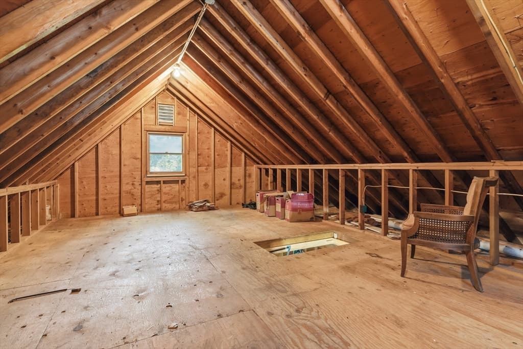 83 Stoney Hollow Rd, Tiverton RI 02878 photo 7