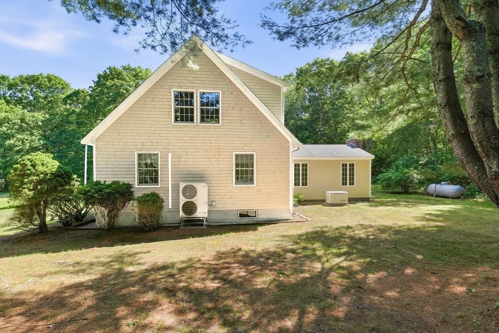 83 Stoney Hollow Rd, Tiverton RI 02878 photo 11