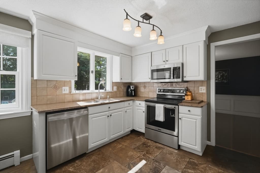 35 Cross Meadow Rd, East Longmeadow MA 01028 photo 9