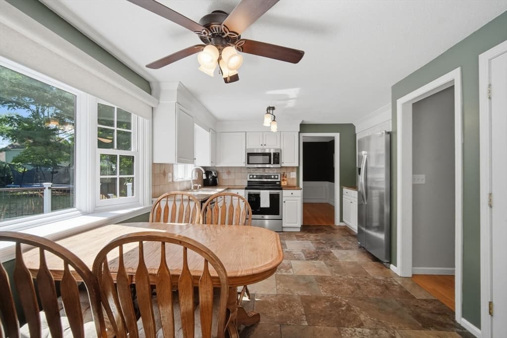 35 Cross Meadow Rd, East Longmeadow MA 01028 photo 8