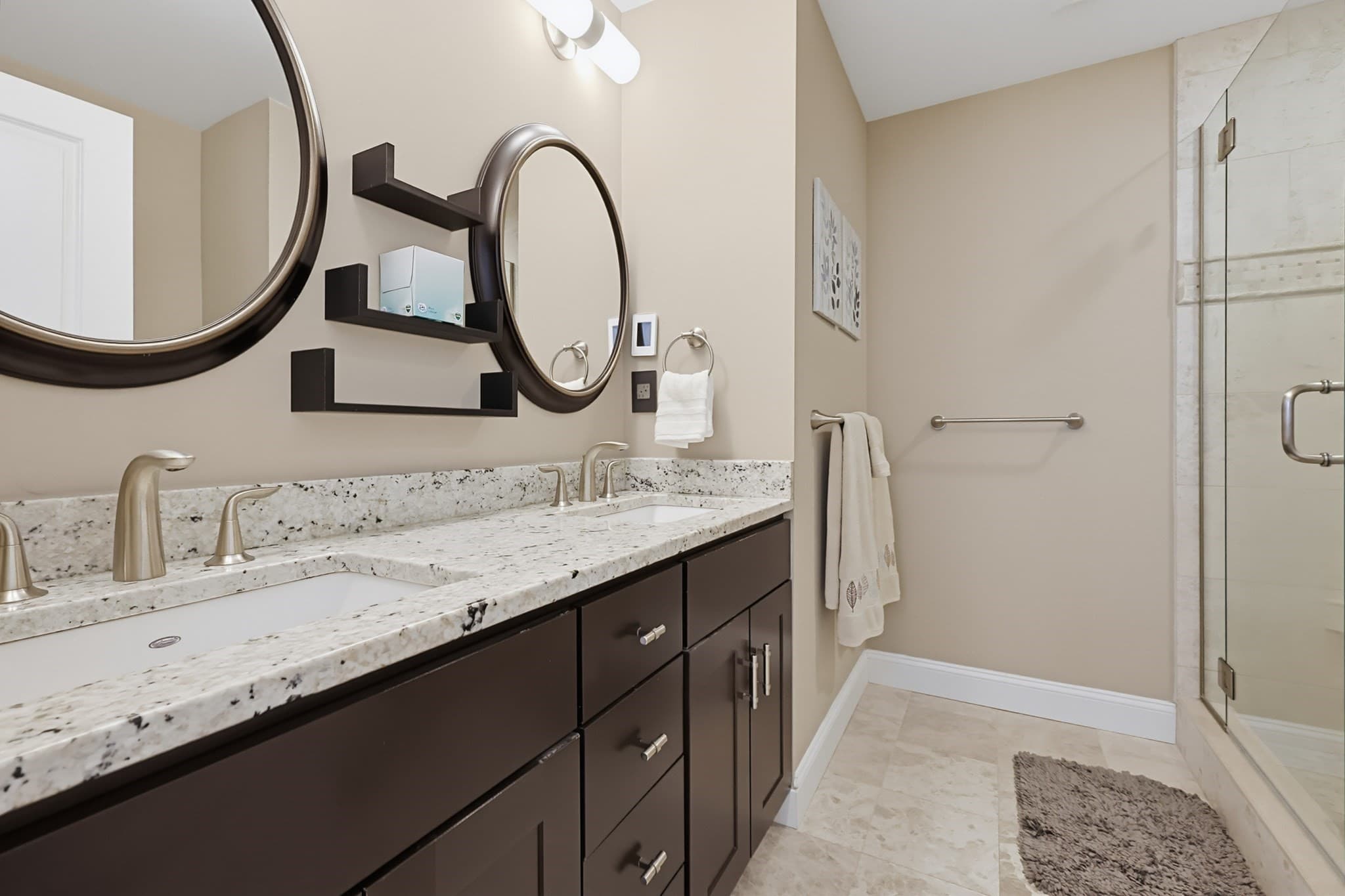 Condominium at 14 Clarks Hill Ln # 14, Framingham MA 01702, photo 17 of 38