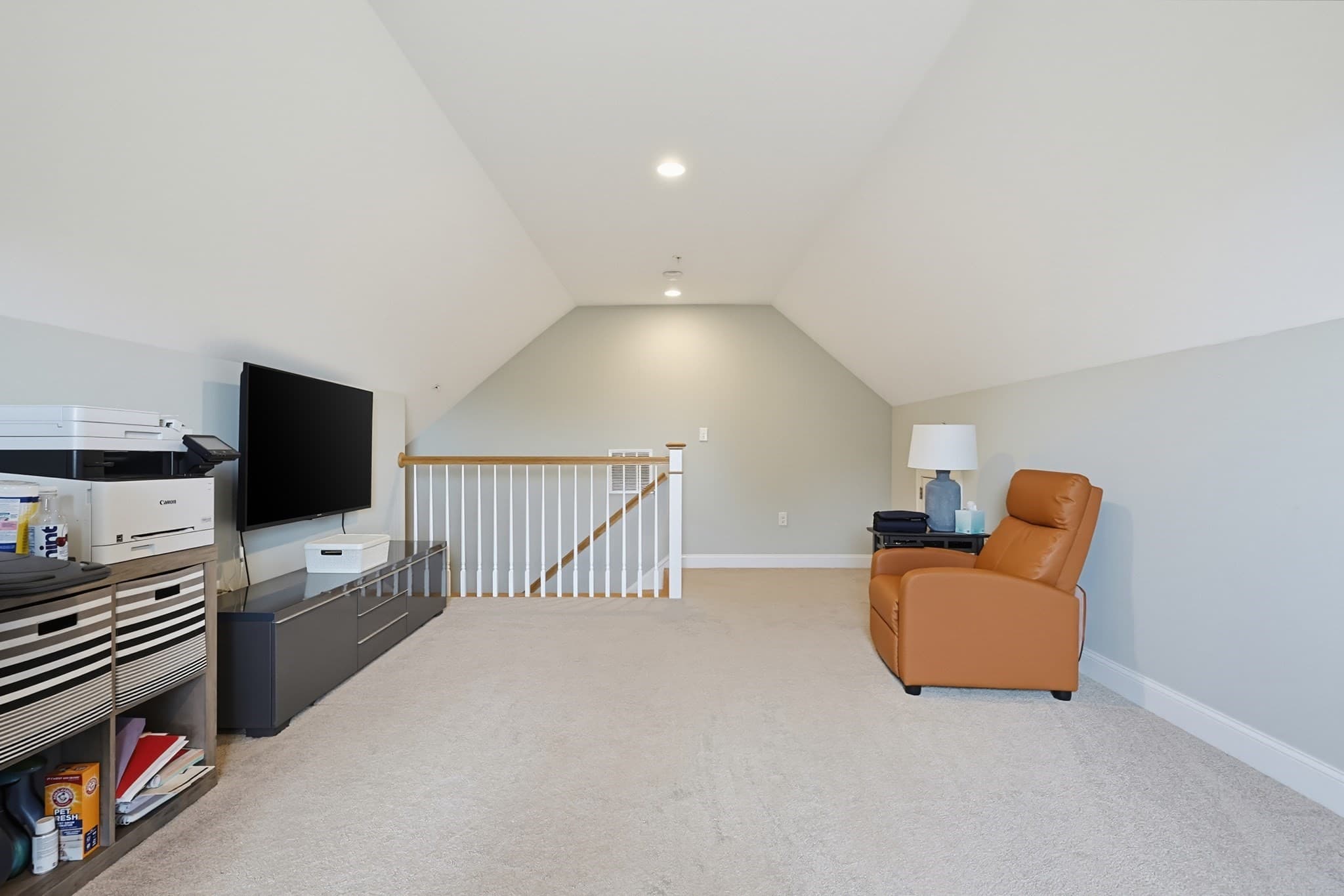 Condominium at 14 Clarks Hill Ln # 14, Framingham MA 01702, photo 26 of 38