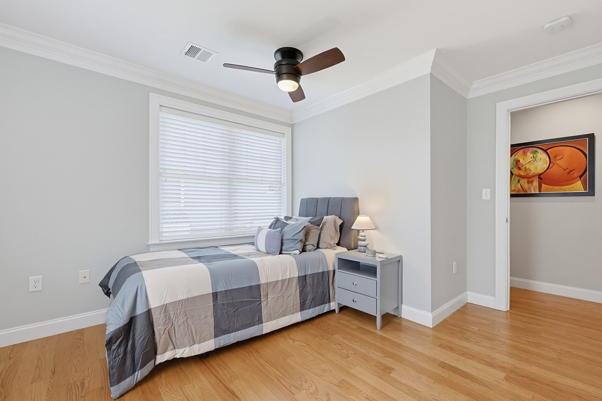 Condominium at 14 Clarks Hill Ln # 14, Framingham MA 01702, photo 20 of 38