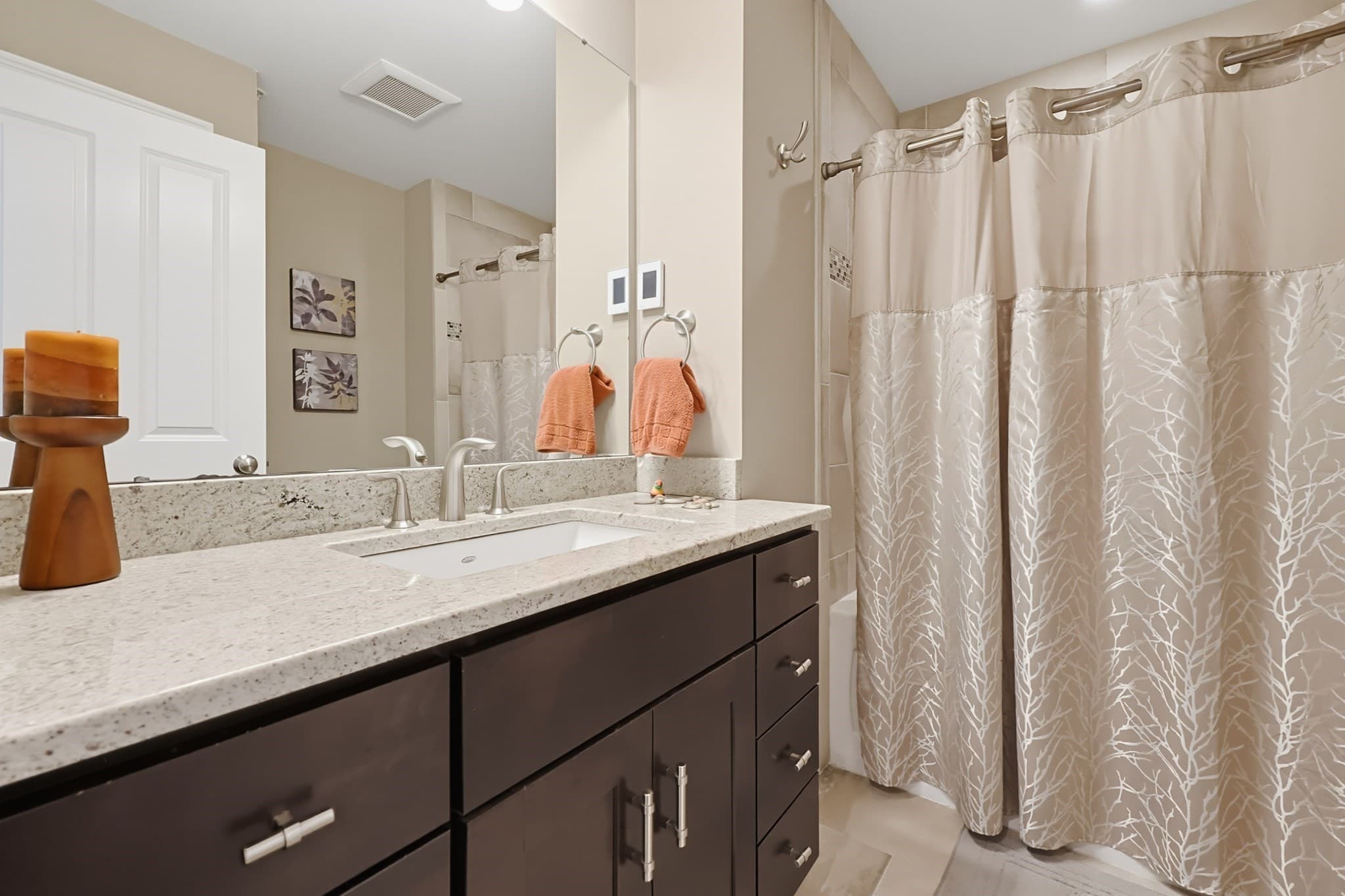 Condominium at 14 Clarks Hill Ln # 14, Framingham MA 01702, photo 18 of 38