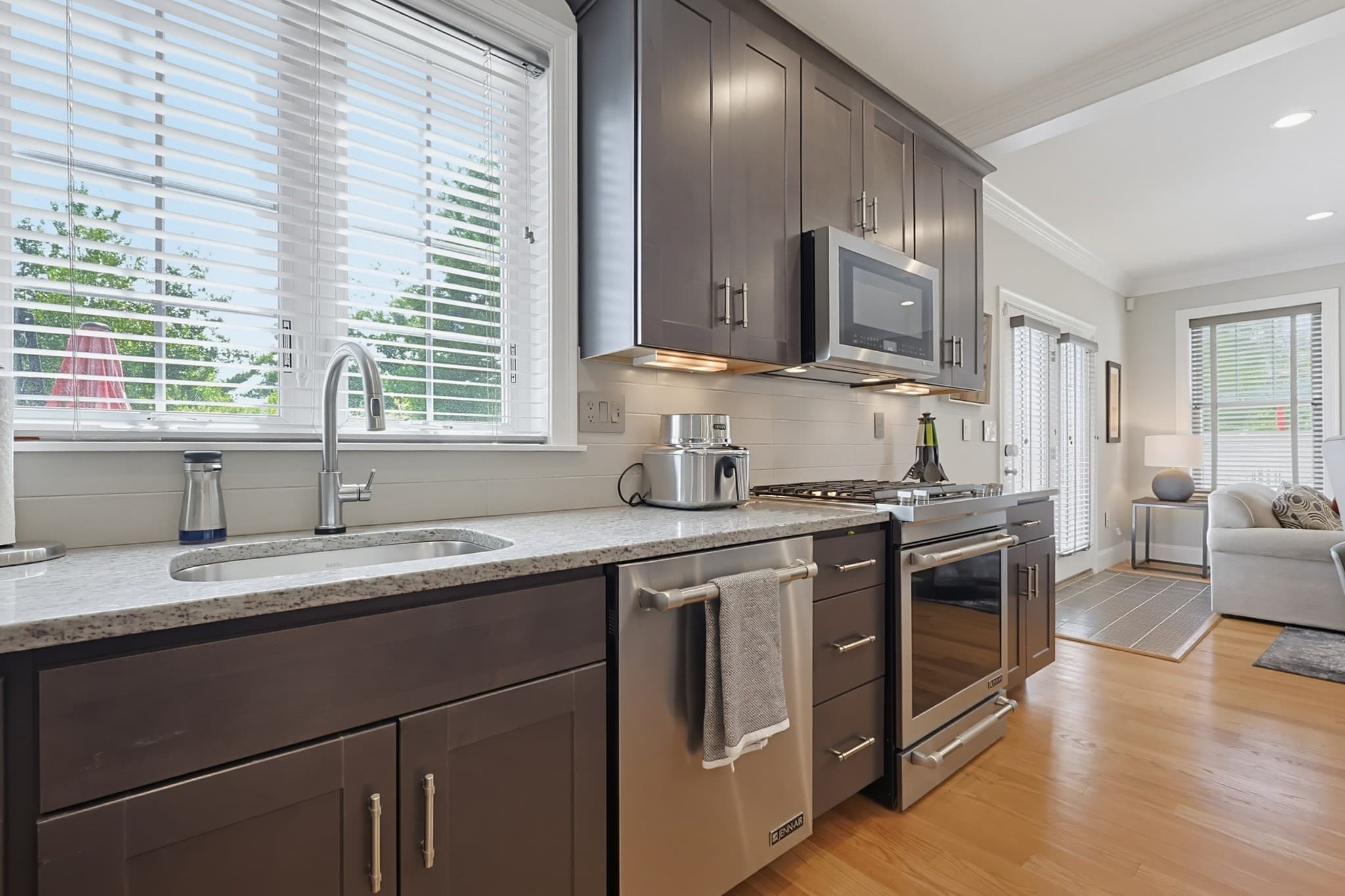 Condominium at 14 Clarks Hill Ln # 14, Framingham MA 01702, photo 8 of 38