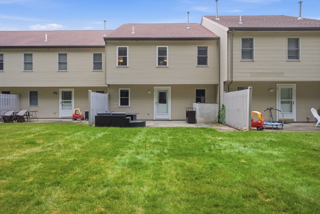 77 Willow Pond Dr # 77, Rockland MA 02370 photo 27
