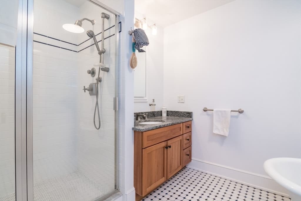 88 Round Hill Rd # 2, Northampton MA 01060 photo 26