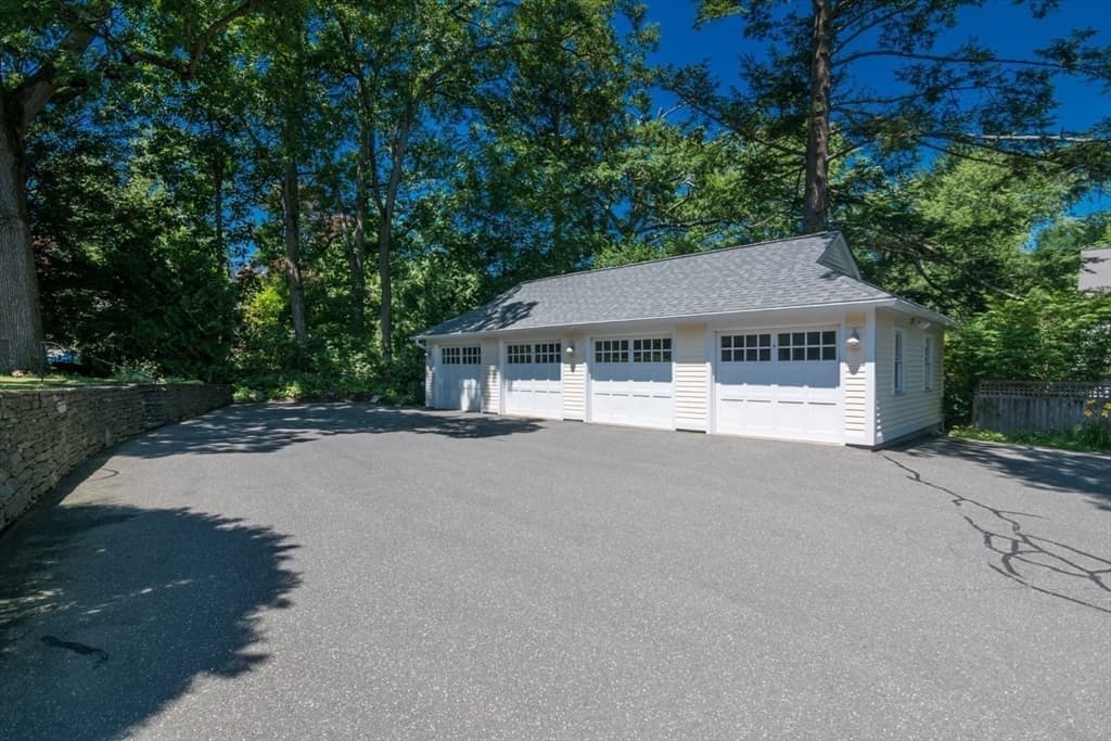 88 Round Hill Rd # 2, Northampton MA 01060 photo 4