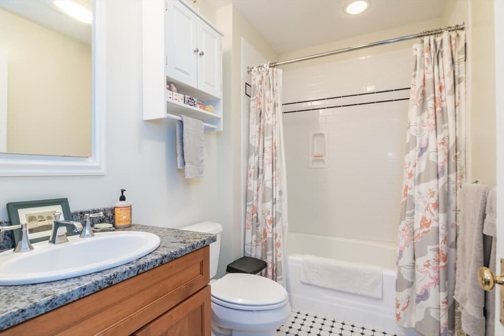 88 Round Hill Rd # 2, Northampton MA 01060 photo 25