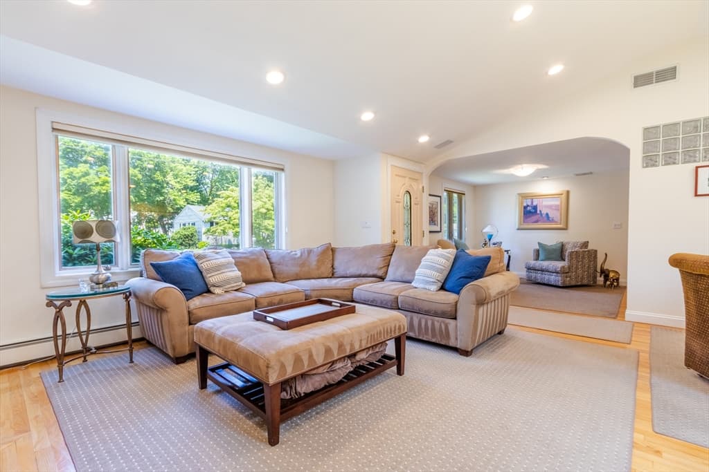16 Leonard Rd, Sharon MA 02067 photo 13