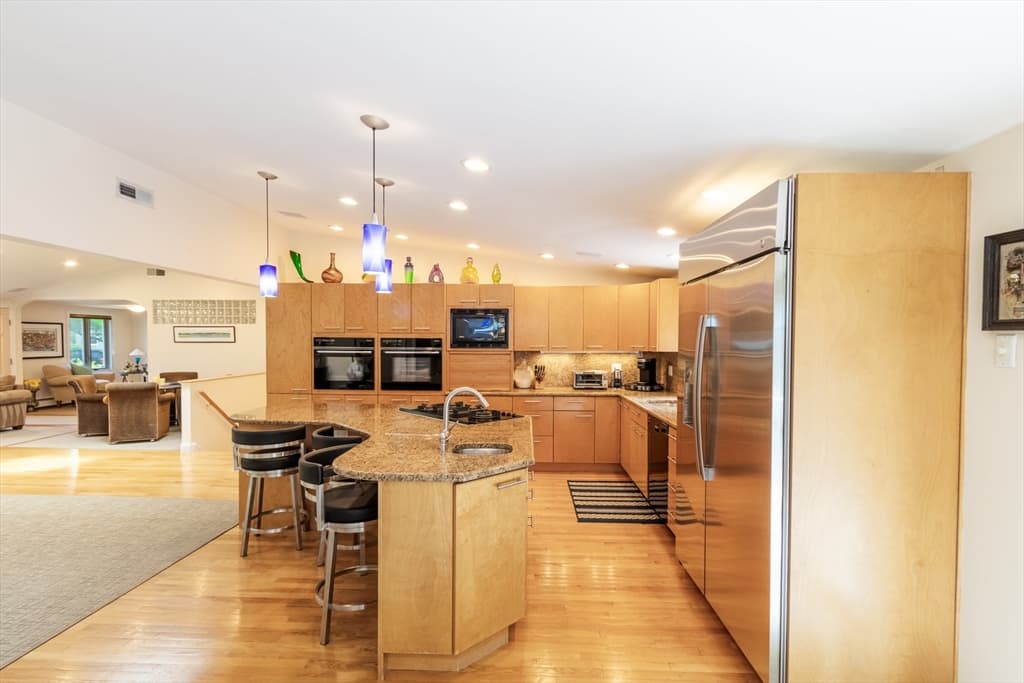 16 Leonard Rd, Sharon MA 02067 photo 5