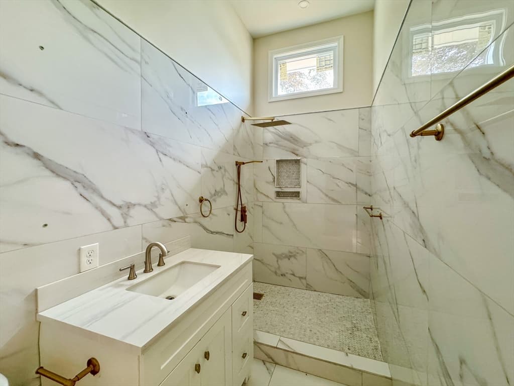 175 Wilbur Ave, Swansea MA 02777 photo 27