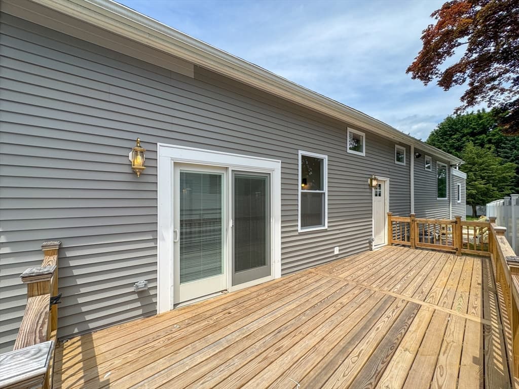 175 Wilbur Ave, Swansea MA 02777 photo 32