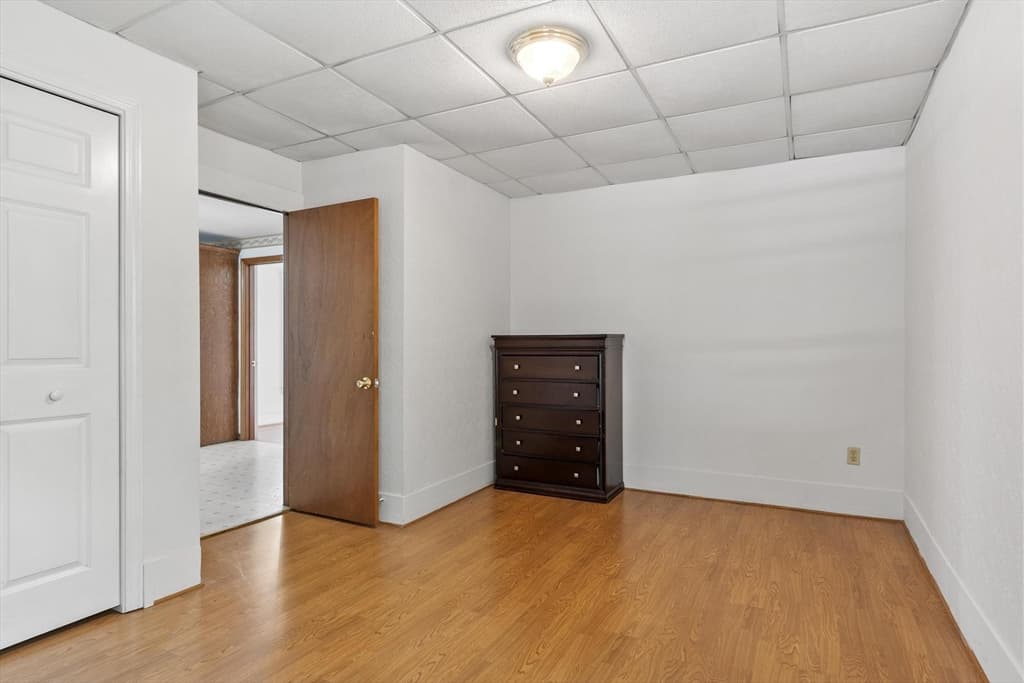 205 Pine St, Gardner MA 01440 photo 15