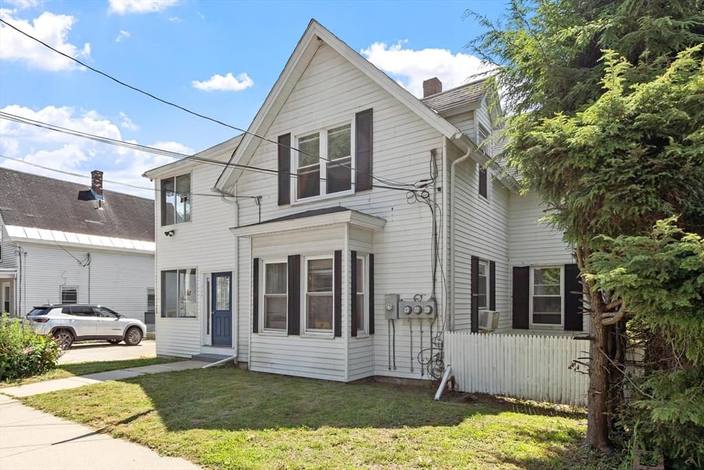 205 Pine St, Gardner MA 01440 photo 8