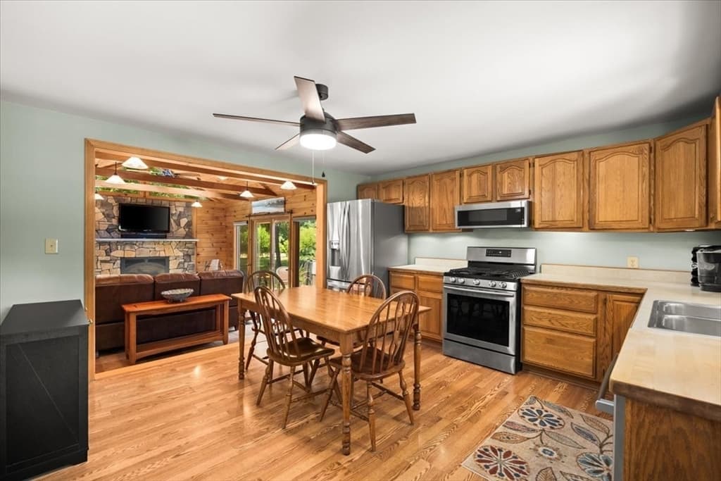 44 Liberty St, Taunton MA 02718 photo 6