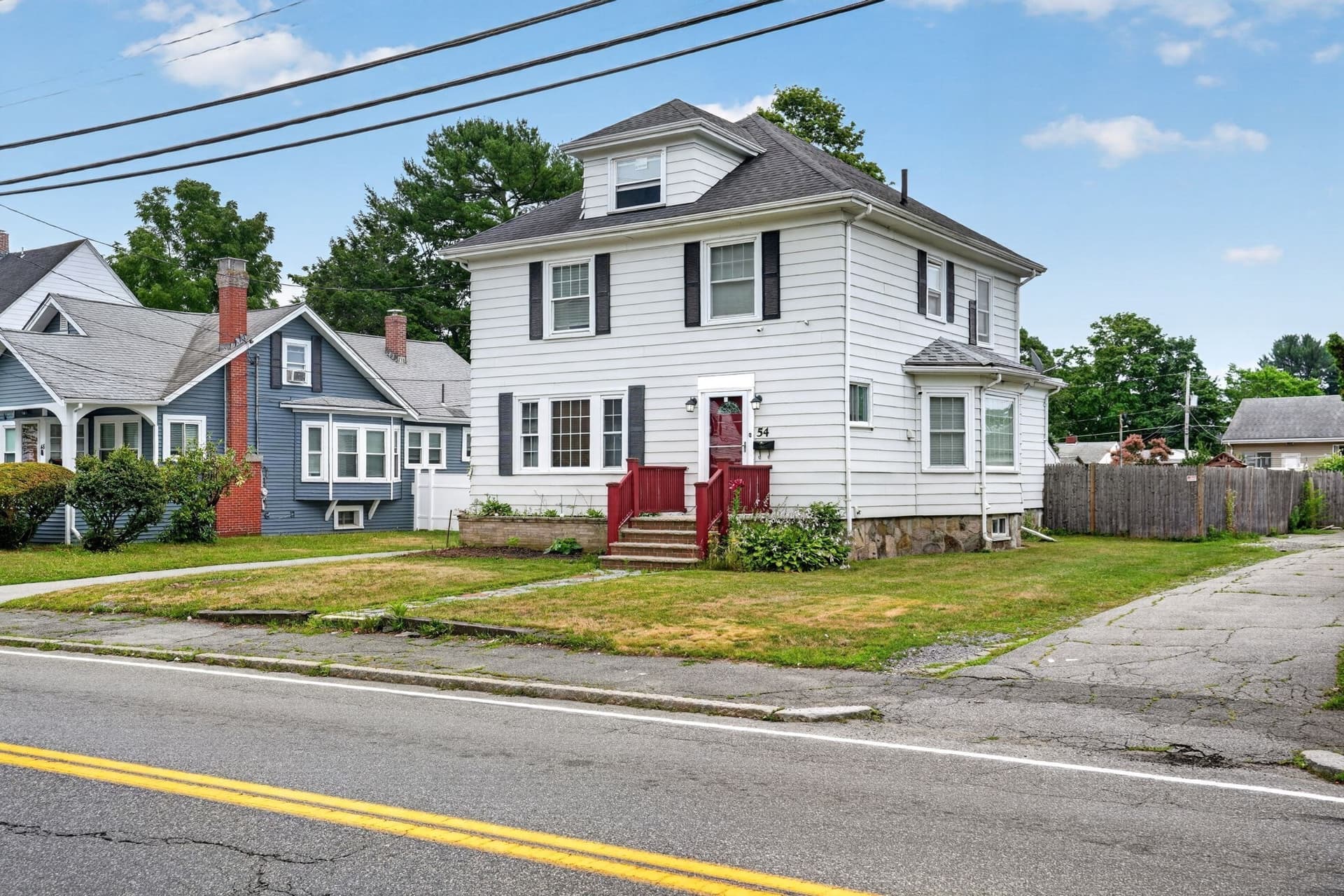 Single Family Residence at 54 Oak St, Brockton MA 02301, photo 3 of 26