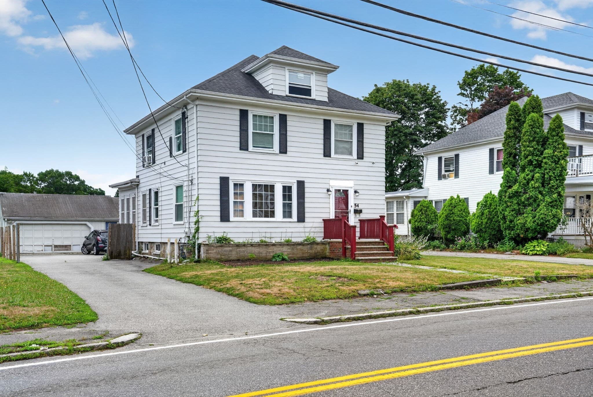 54 Oak St, Brockton MA 02301
